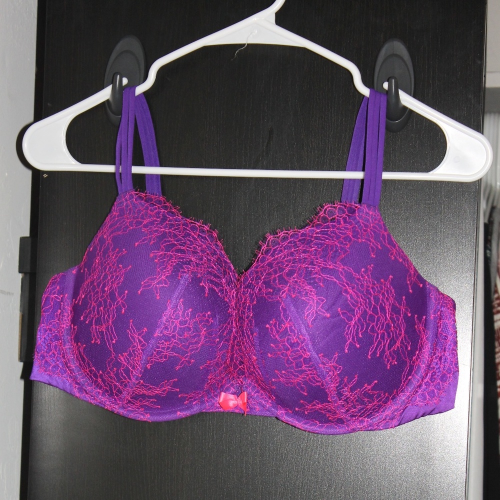 Victoria's Secret Very Sexy Push-Up Bra 38D